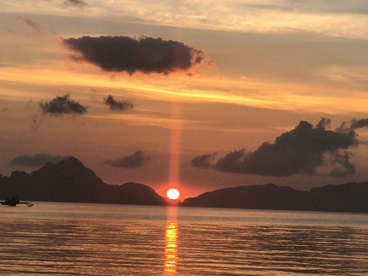 Rl Coastline Inn El Nido Dış mekan fotoğraf